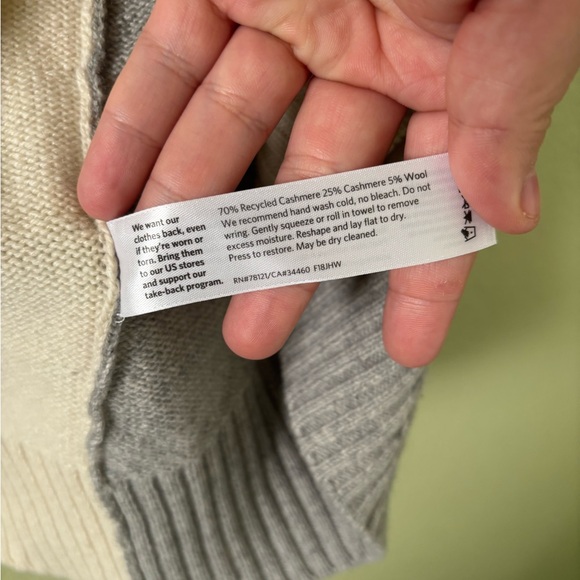 Eileen Fisher Cashmere Blend Oversized Two Tone Cream Gray Sweater Size Large/XL - Picture 7 of 9